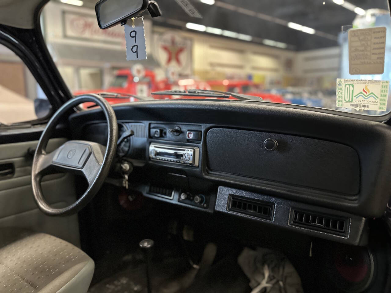 Volkswagen-Beetle-Classic-1968-Coupe-14