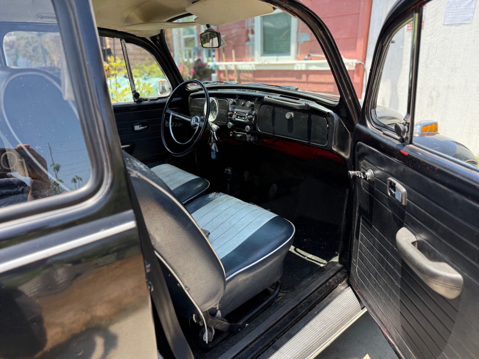 Volkswagen-Beetle-Classic-1968-Coupe-2