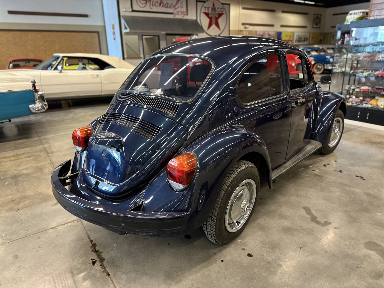 Volkswagen-Beetle-Classic-1968-Coupe-4