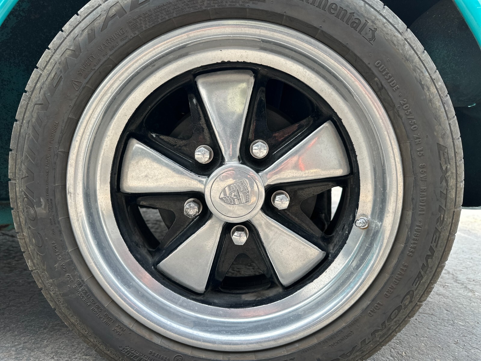 Volkswagen-Beetle-Classic-1969-Convertible-15