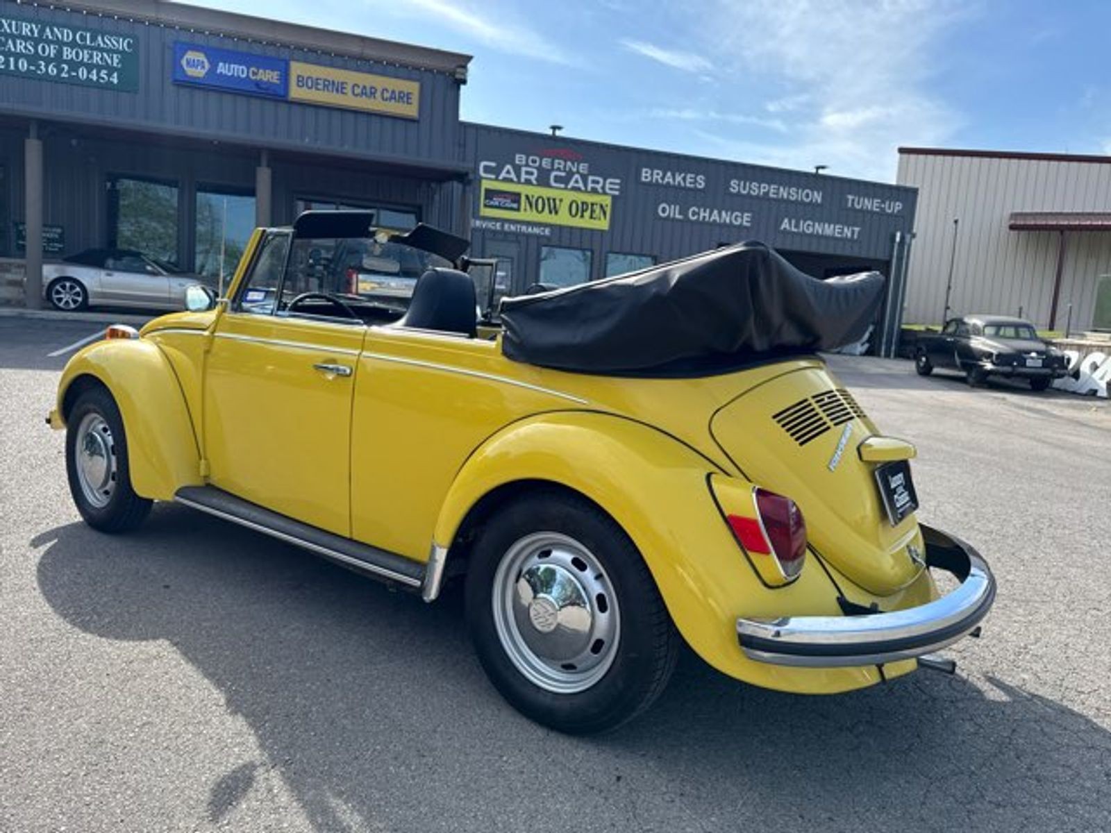 Volkswagen-Beetle-Classic-1971-Convertible-3