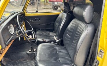 Volkswagen-Beetle-Classic-1973-4