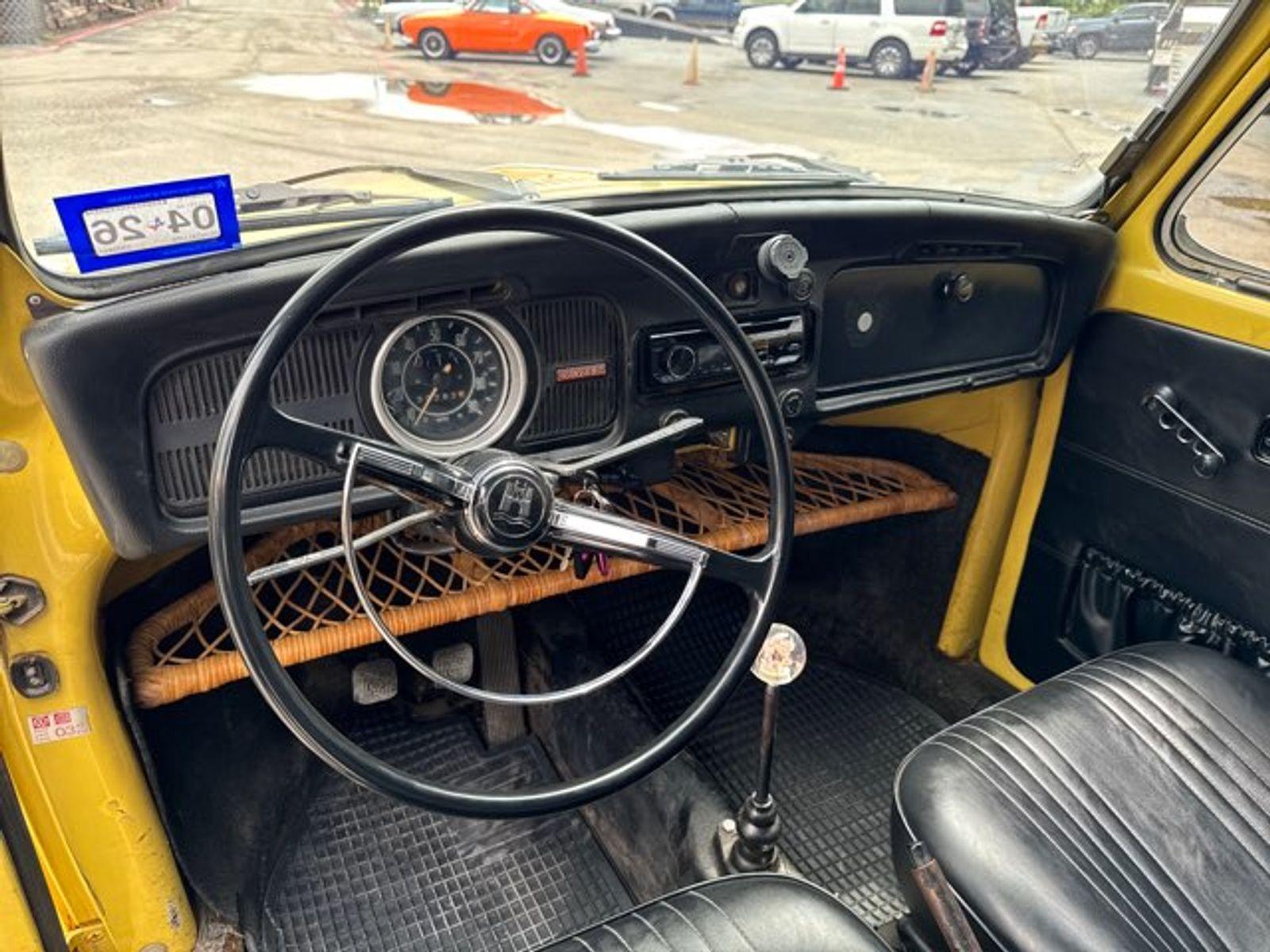 Volkswagen-Beetle-Classic-1973-5