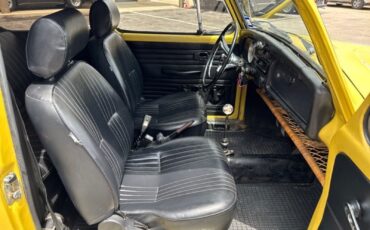Volkswagen-Beetle-Classic-1973-8