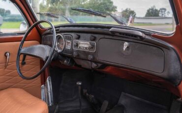 Volkswagen-Beetle-Classic-1974-2-Door-11