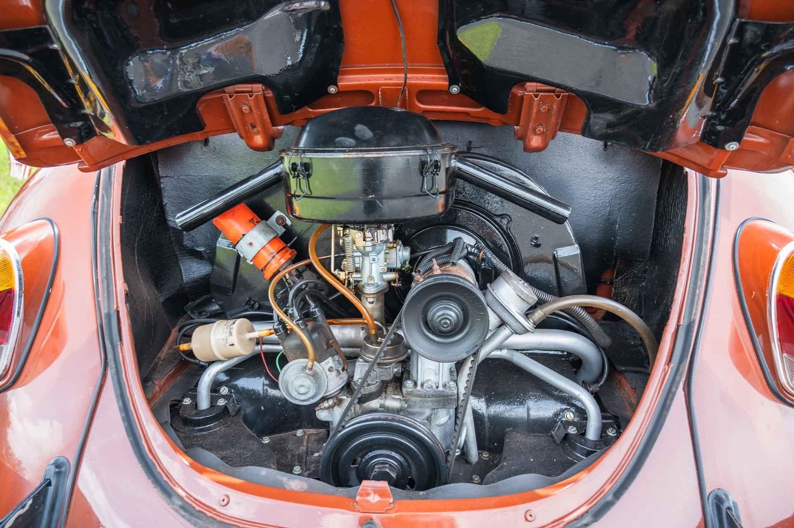 Volkswagen-Beetle-Classic-1974-2-Door-13