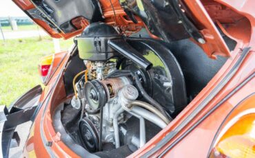 Volkswagen-Beetle-Classic-1974-2-Door-15