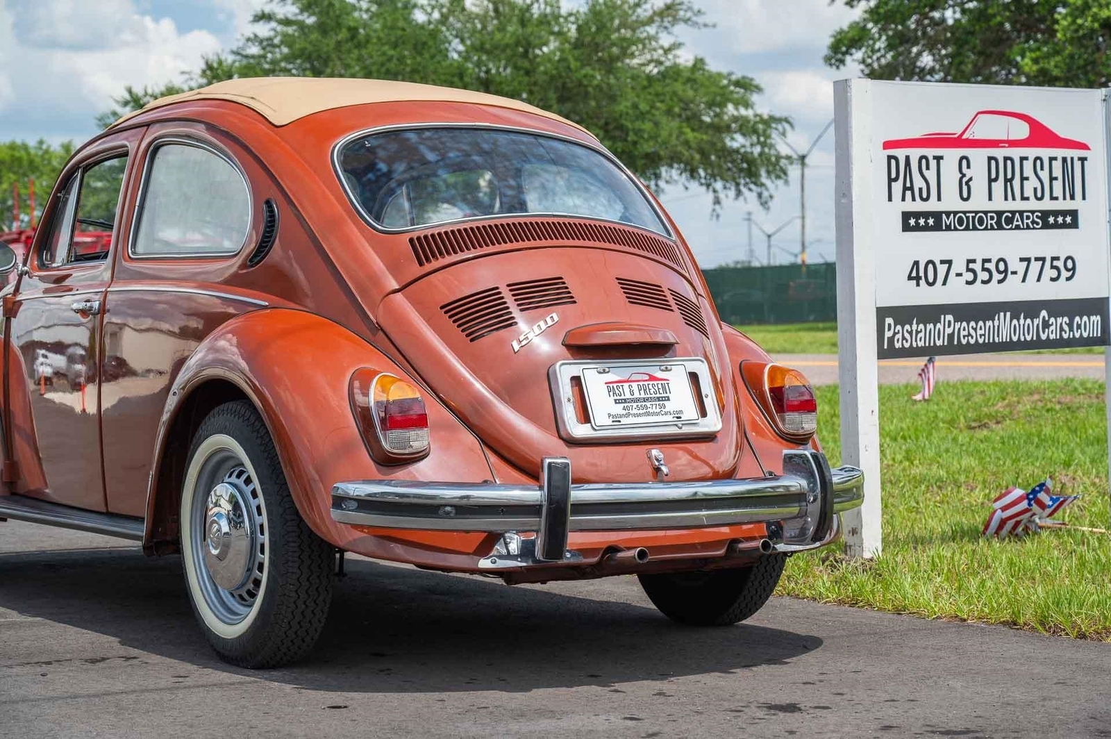 Volkswagen-Beetle-Classic-1974-2-Door-21