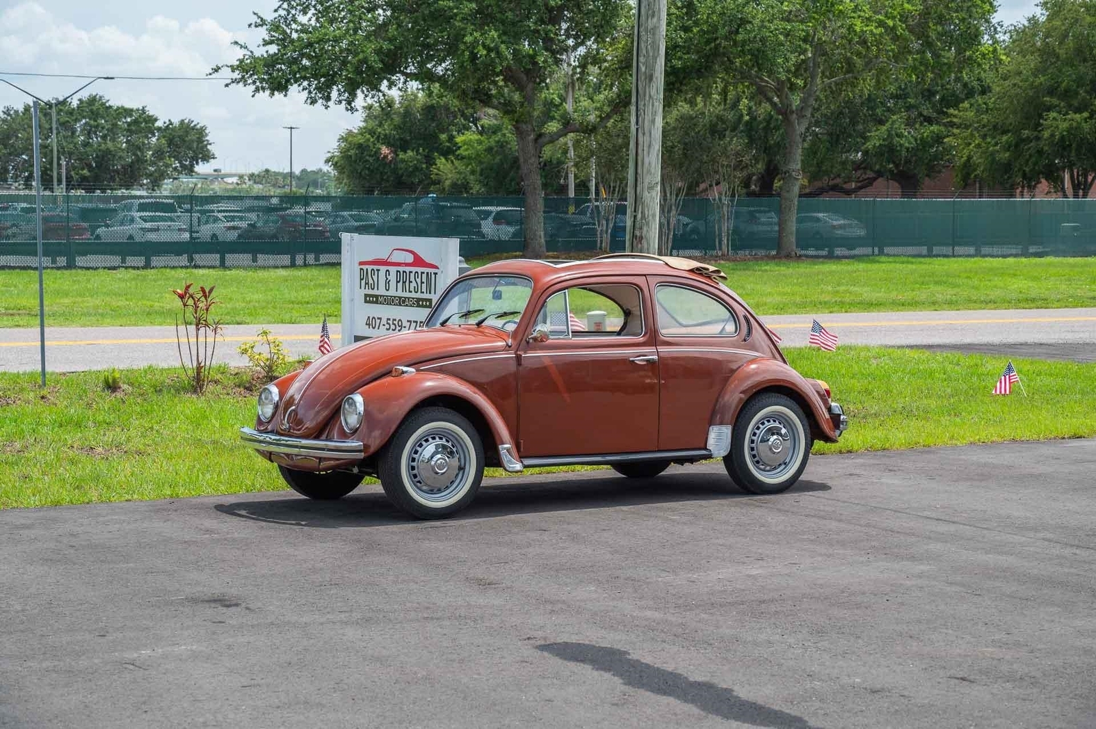 Volkswagen-Beetle-Classic-1974-2-Door-33