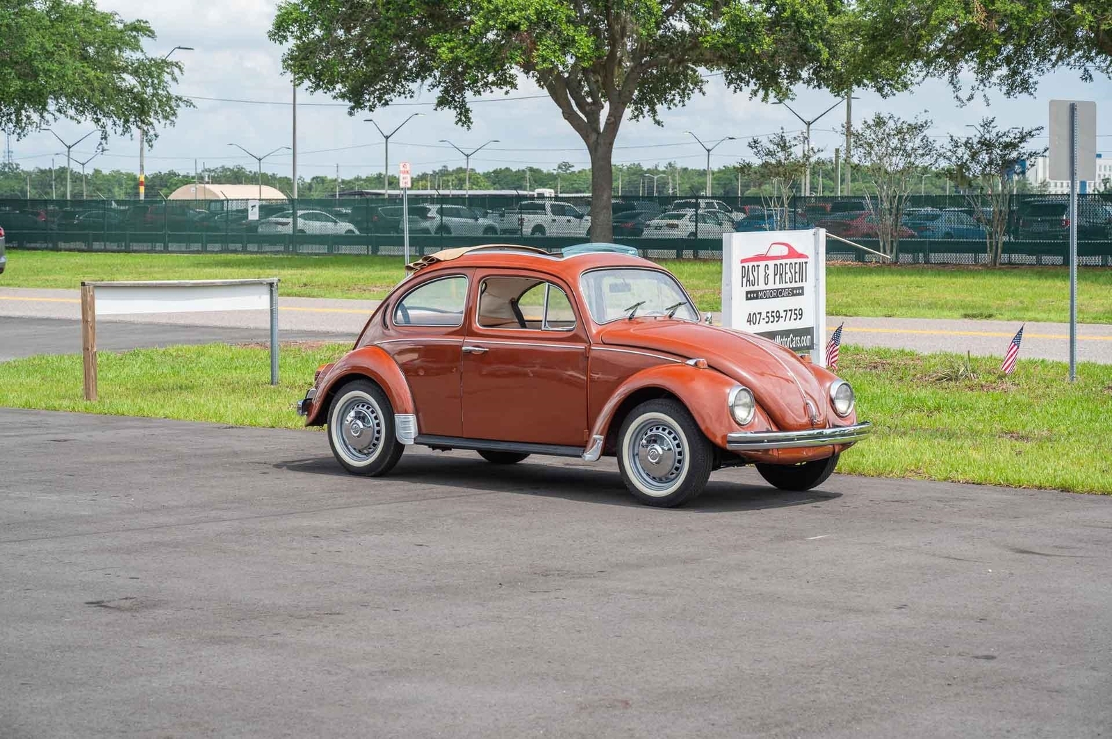 Volkswagen-Beetle-Classic-1974-2-Door-8
