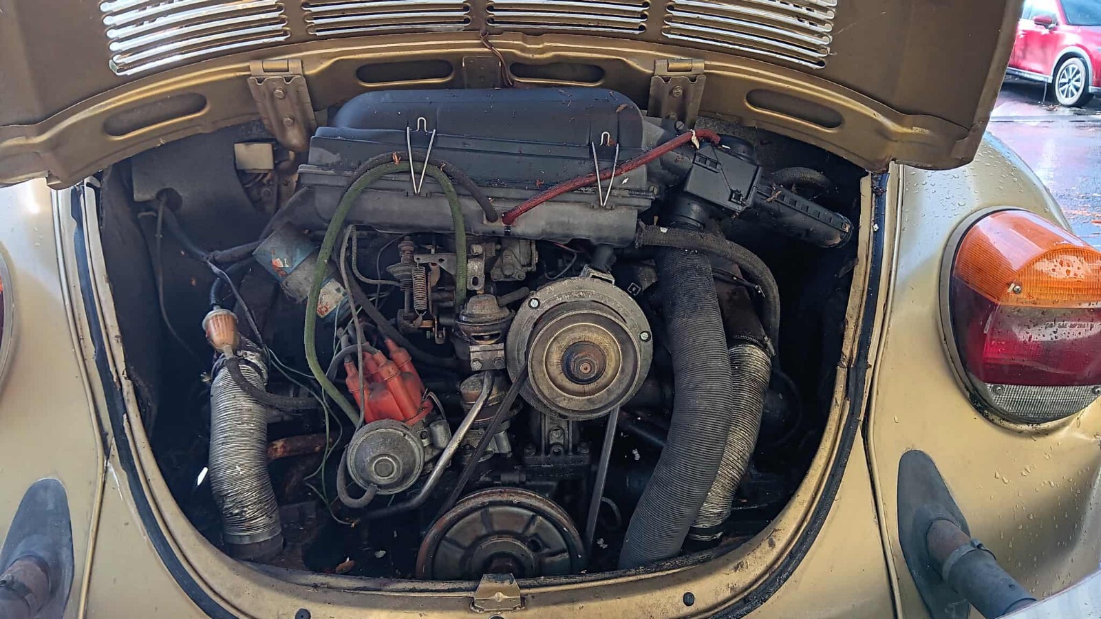 Volkswagen-Beetle-Classic-1974-Coupe-2