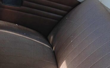 Volkswagen-Beetle-Classic-1974-Coupe-4
