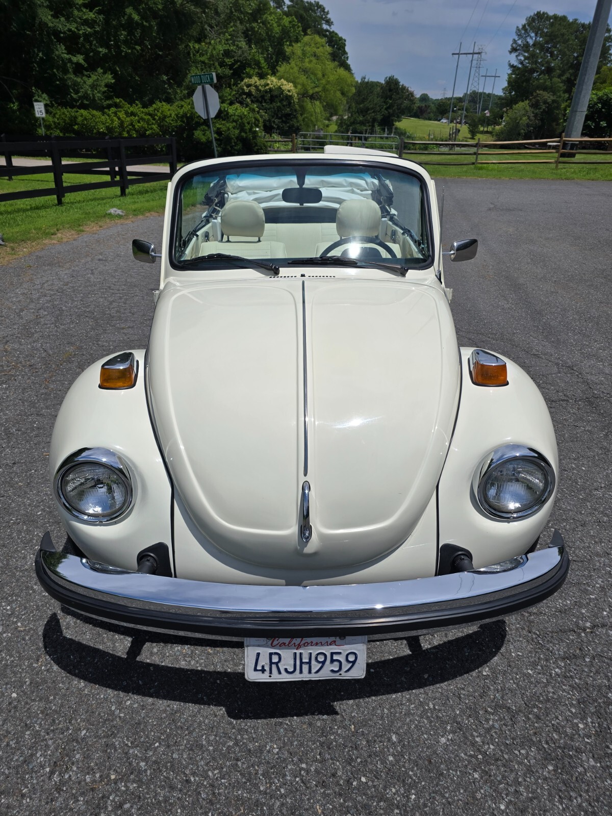 Volkswagen-Beetle-Classic-1976-Convertible-2