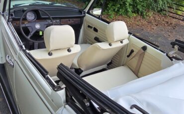 Volkswagen-Beetle-Classic-1976-Convertible-23