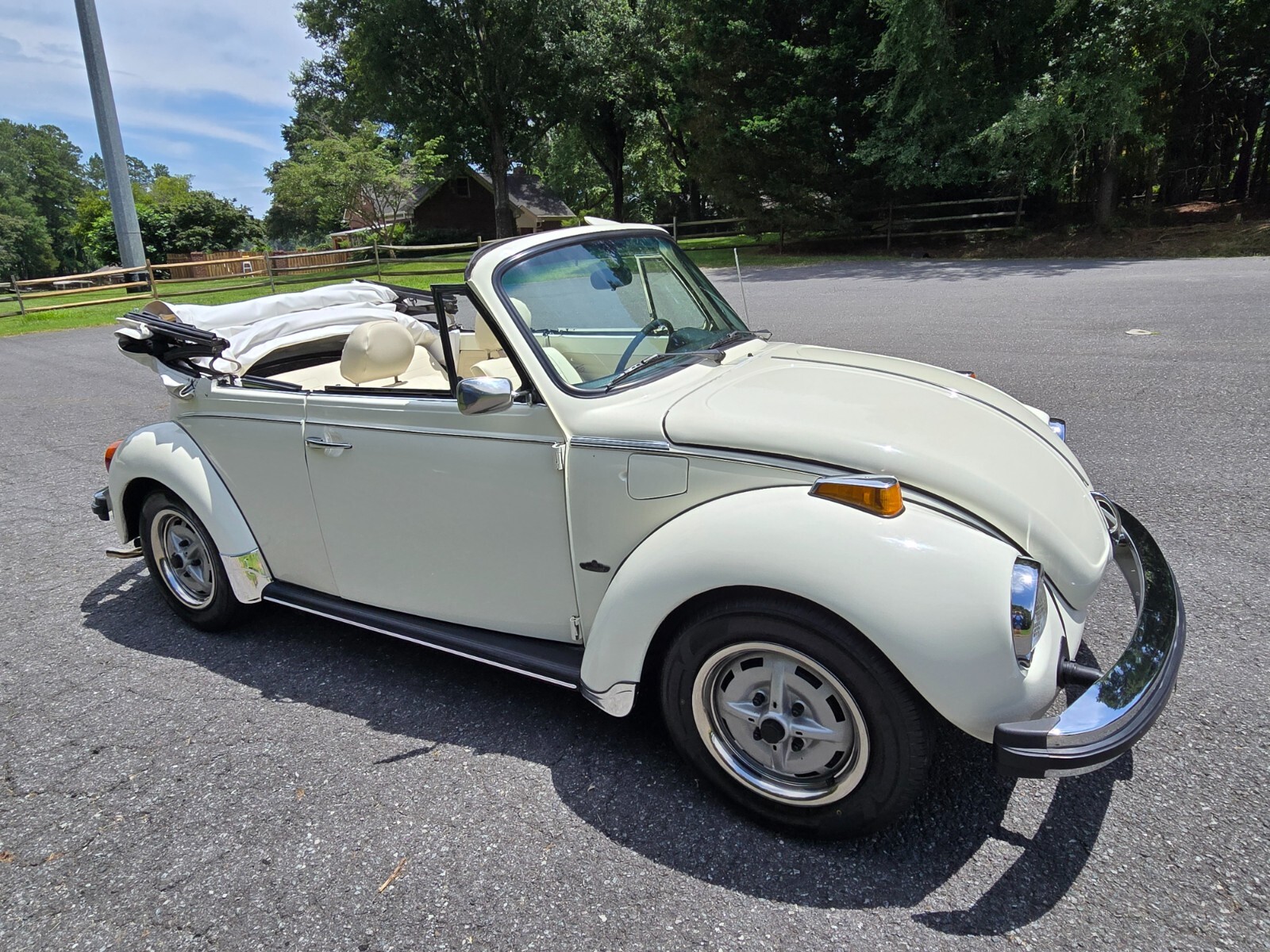 Volkswagen-Beetle-Classic-1976-Convertible-5