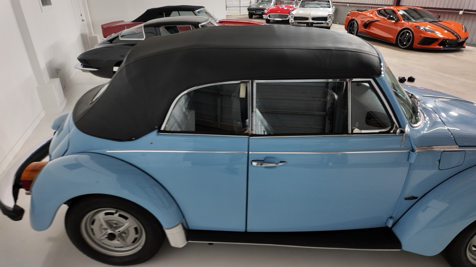 Volkswagen-Beetle-Classic-1979-Convertible-12