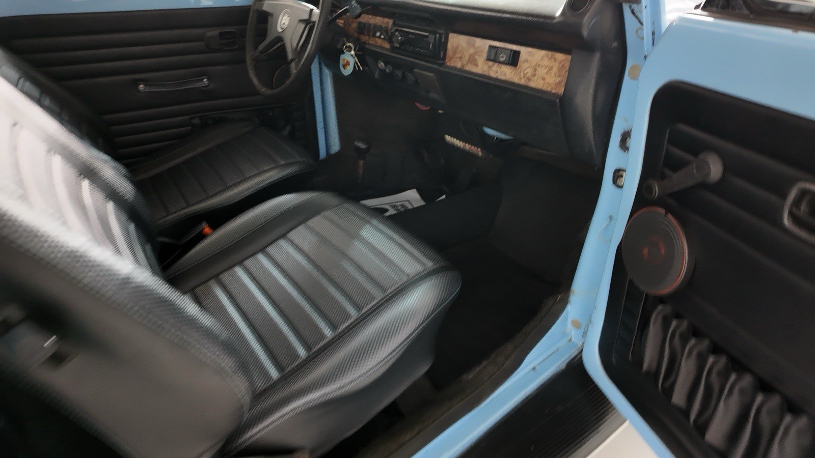 Volkswagen-Beetle-Classic-1979-Convertible-19