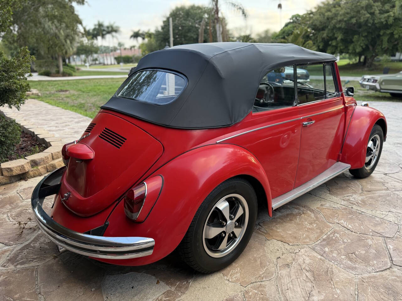 Volkswagen-Beetle-New-1968-Convertible-13