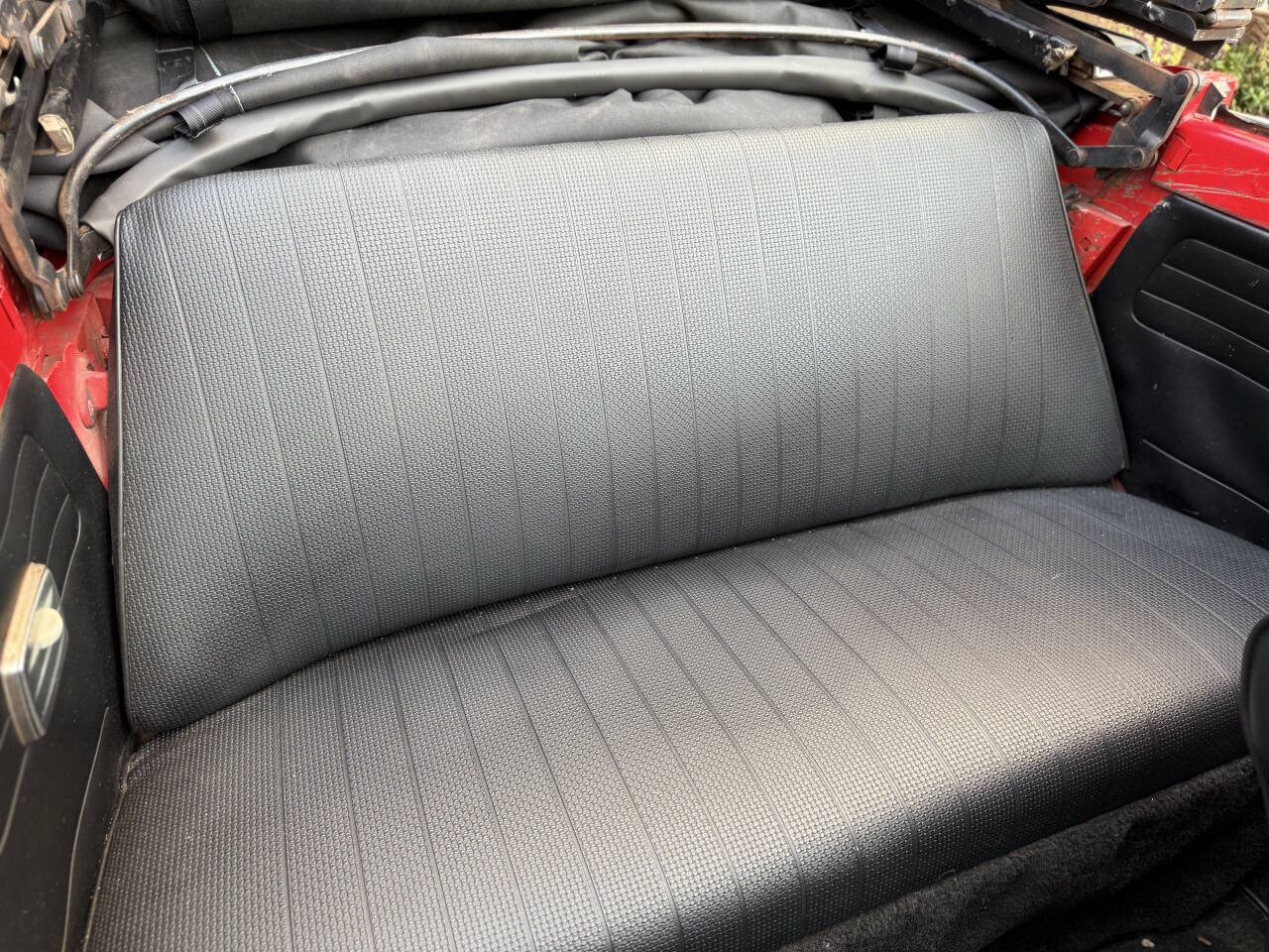 Volkswagen-Beetle-New-1968-Convertible-27