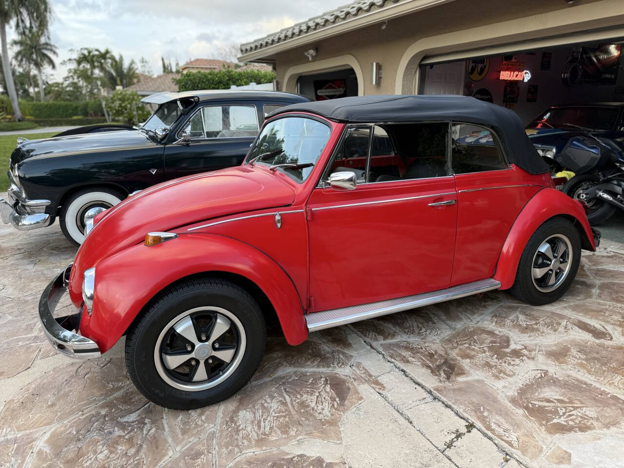 Volkswagen-Beetle-New-1968-Convertible-9