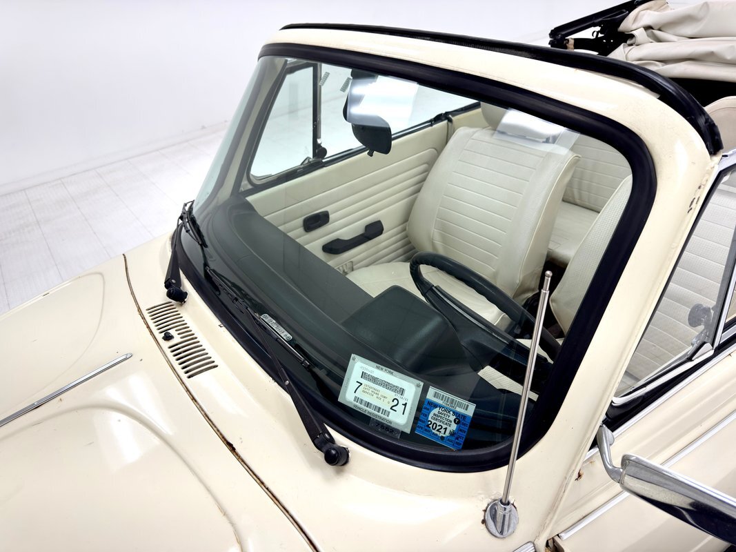 Volkswagen-Beetle-New-1977-Convertible-11