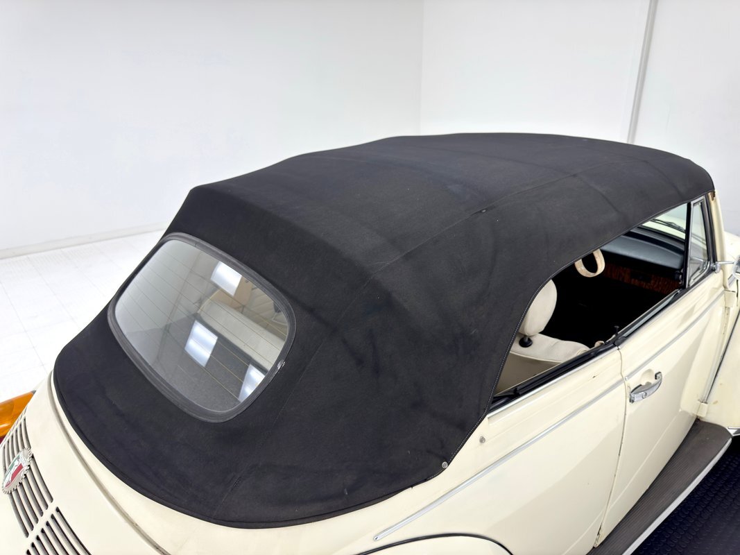 Volkswagen-Beetle-New-1977-Convertible-16