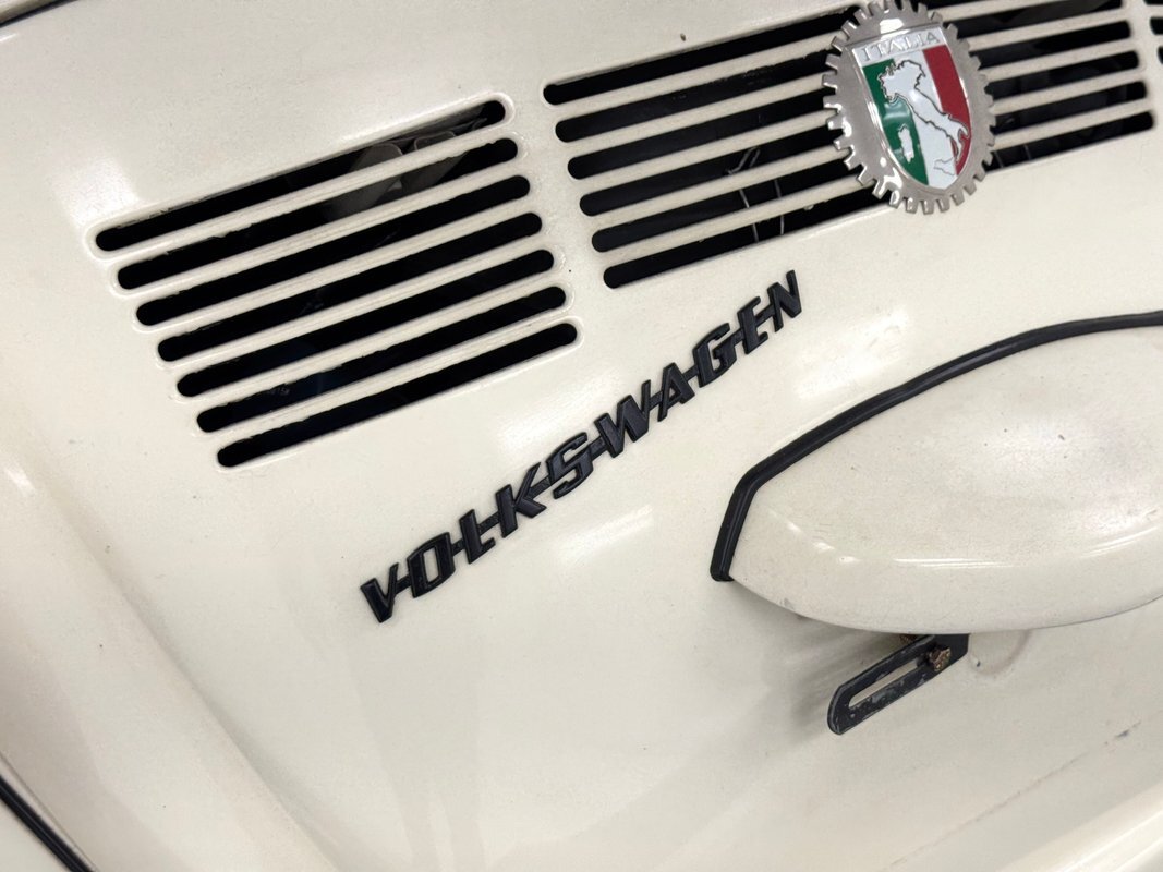 Volkswagen-Beetle-New-1977-Convertible-17