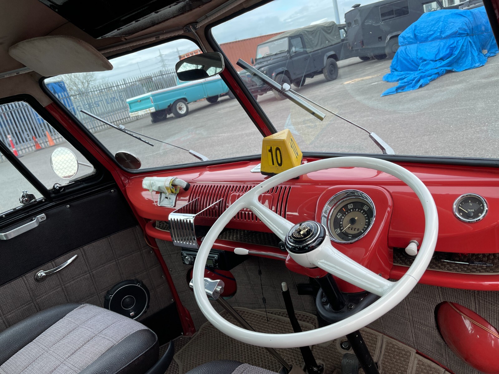 Volkswagen-BusVanagon-1964-9