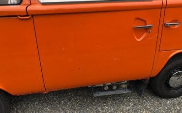 Volkswagen-BusVanagon-1974-5