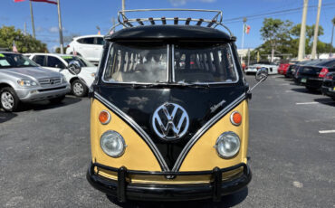 Volkswagen-BusVanagon-1974-Minivan-10