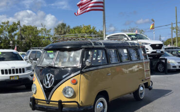 Volkswagen-BusVanagon-1974-Minivan-13