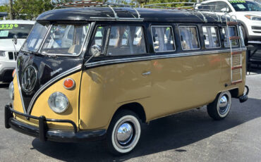 Volkswagen-BusVanagon-1974-Minivan-2