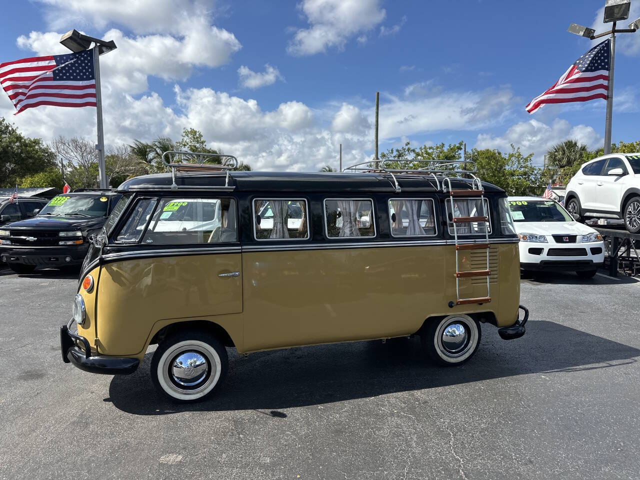 Volkswagen-BusVanagon-1974-Minivan-3