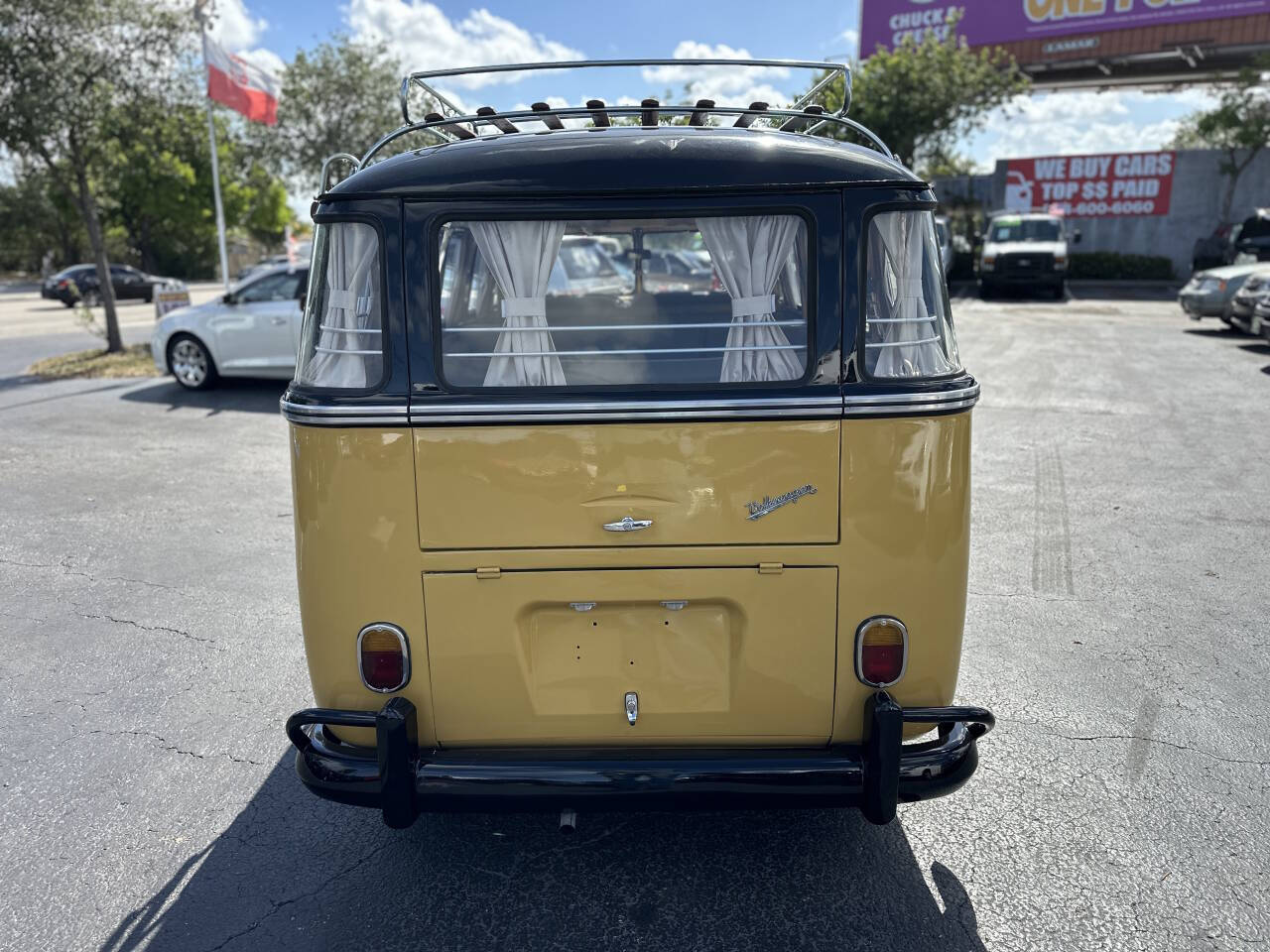 Volkswagen-BusVanagon-1974-Minivan-6