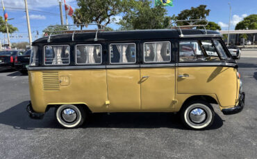 Volkswagen-BusVanagon-1974-Minivan-8