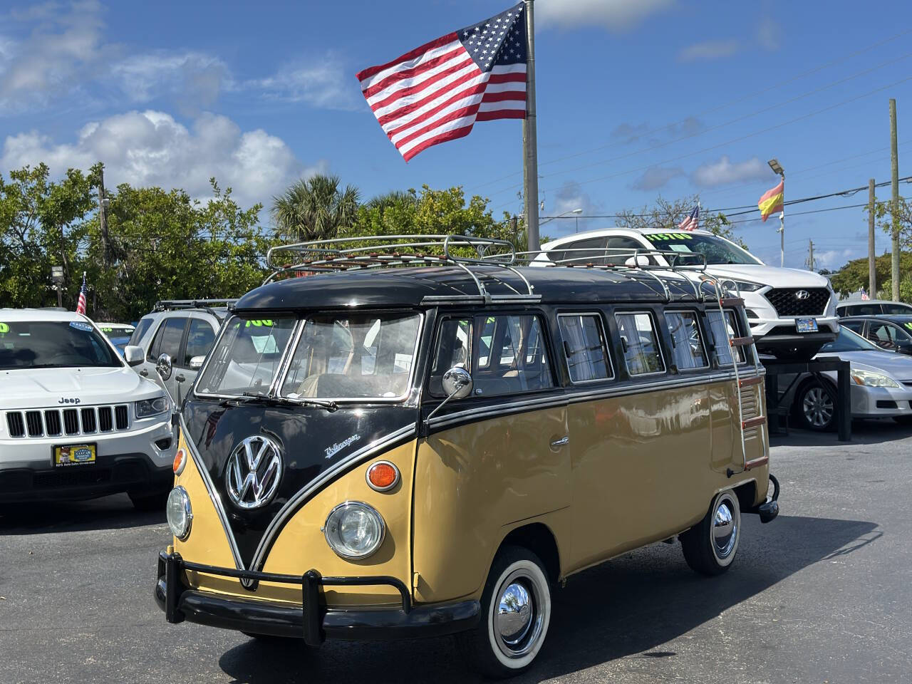 Volkswagen Bus/Vanagon 1974 Minivan