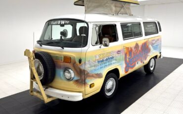 Volkswagen-BusVanagon-1976-Van-1