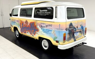 Volkswagen-BusVanagon-1976-Van-3