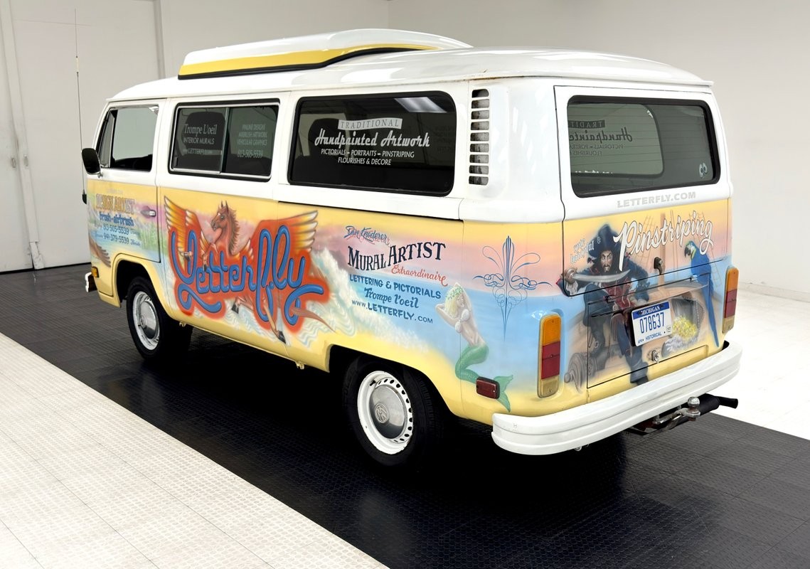 Volkswagen-BusVanagon-1976-Van-3