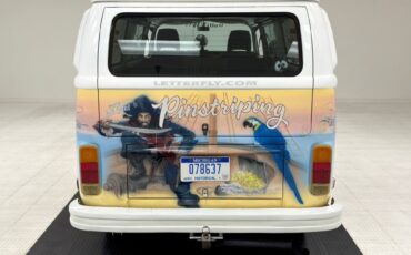 Volkswagen-BusVanagon-1976-Van-4