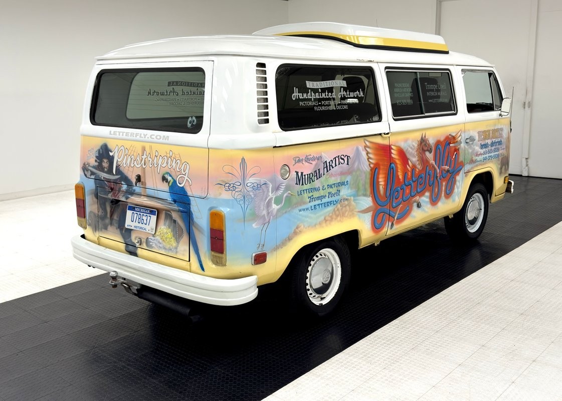 Volkswagen-BusVanagon-1976-Van-5