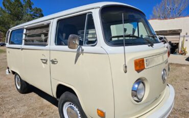 Volkswagen-BusVanagon-1978-1
