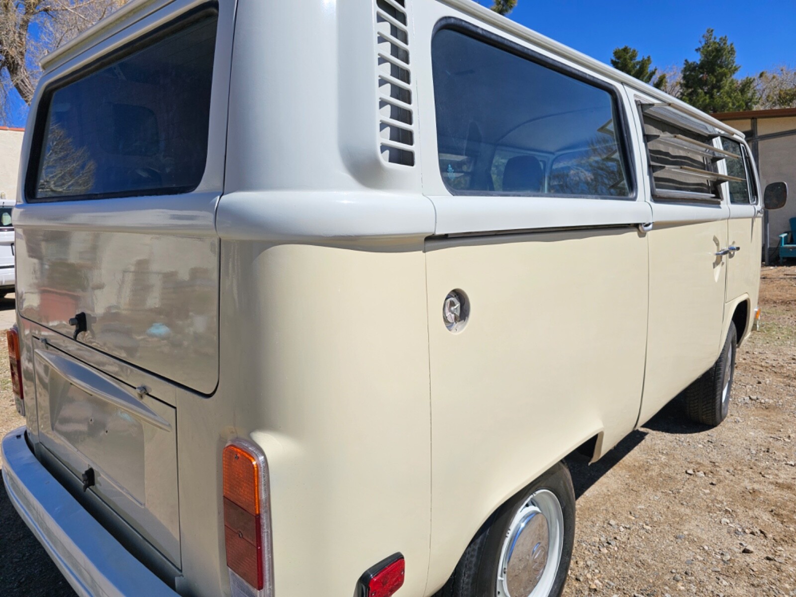 Volkswagen-BusVanagon-1978-15