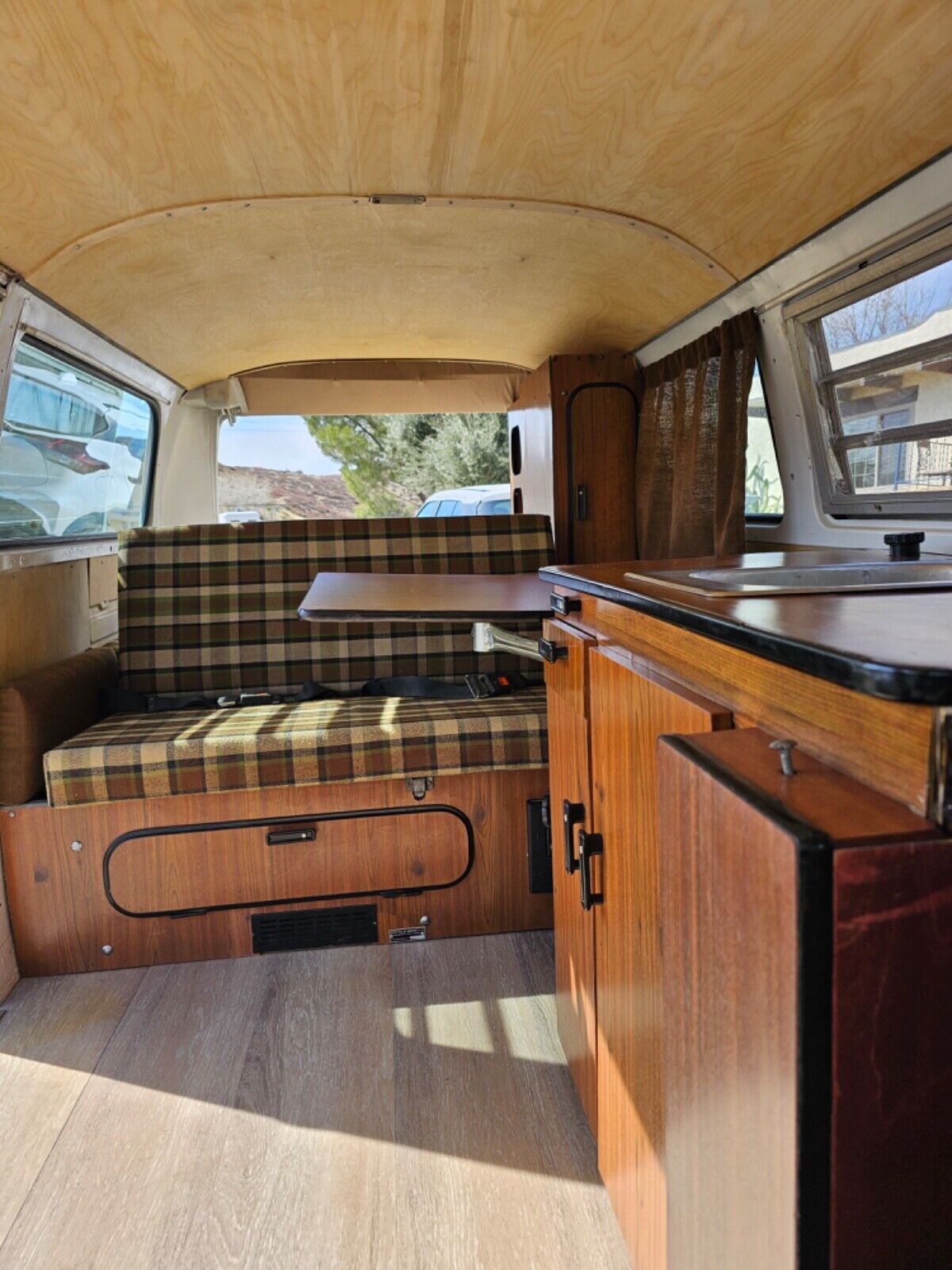 Volkswagen-BusVanagon-1978-17