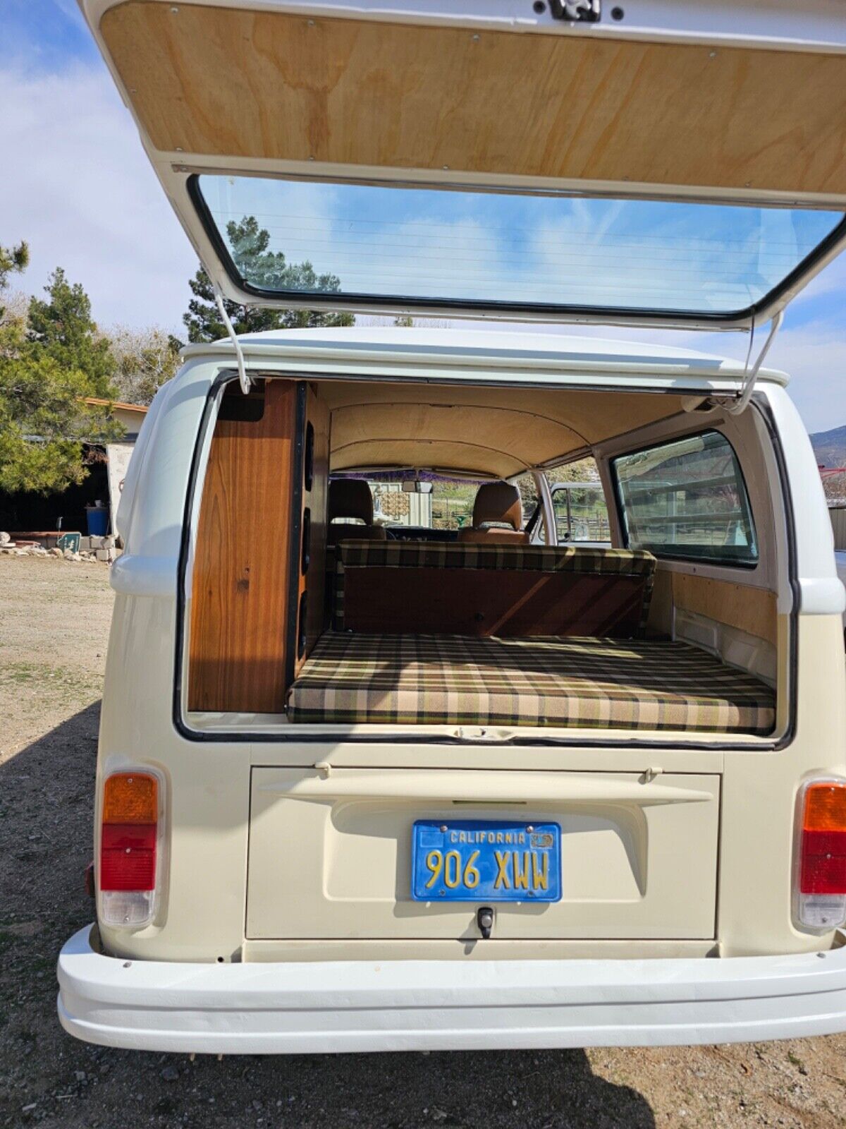 Volkswagen-BusVanagon-1978-19