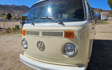 Volkswagen-BusVanagon-1978-2
