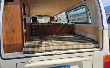 Volkswagen-BusVanagon-1978-22