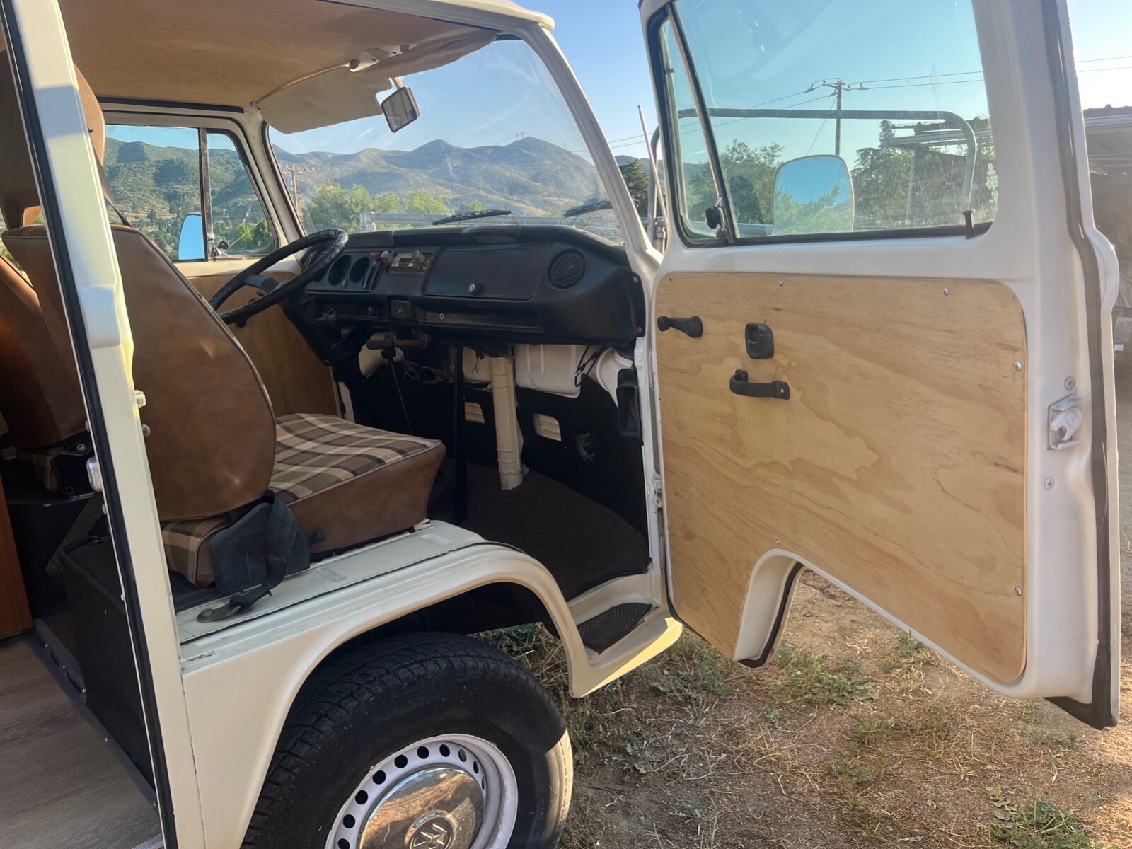 Volkswagen-BusVanagon-1978-27