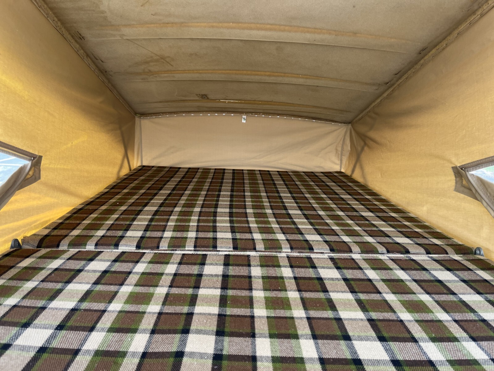 Volkswagen-BusVanagon-1978-Van-Camper-8
