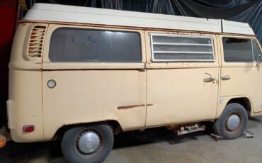 Volkswagen-BusVanagon-1979-Van-Camper-1